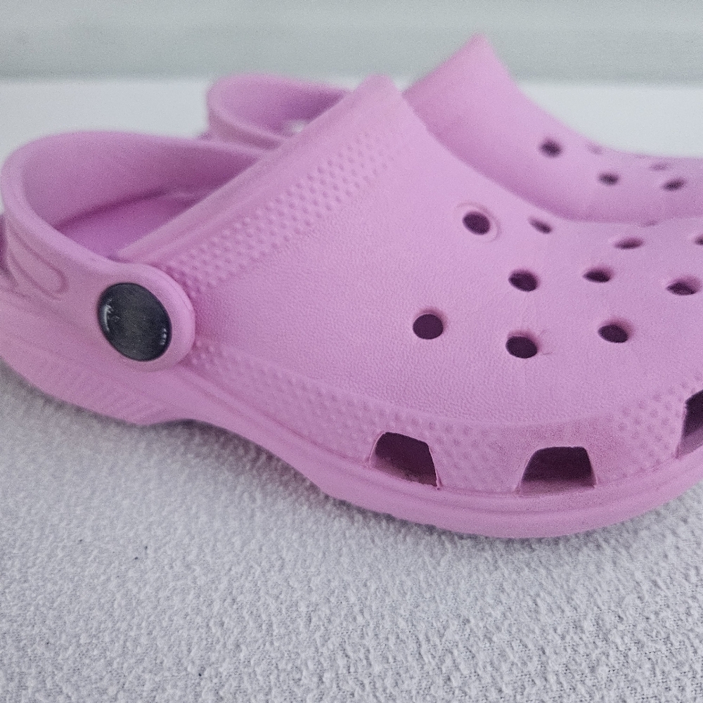 Crocs Classic Clog Girl SZ 10 Slip-On Light Pink Water Shoes - Picture 12 of 12
